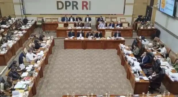 Komisi III DPR Rapat dengan Kejaksaan Agung