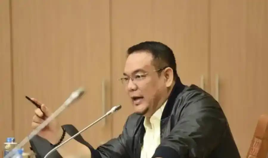 Komisi XII DPR Desak Insiden Tongkang Kapuas Jaya 3023 Diusut Tuntas!
