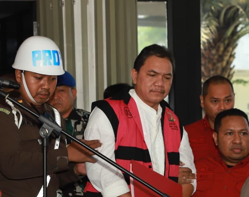 Penampakan Muka Anggota BPK Achsanul Qosasi, Tersangka ke-16 Korupsi BTS Kominfo Rp 8 T