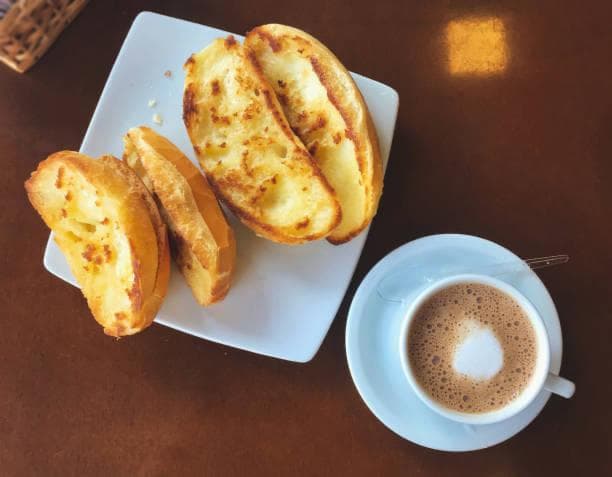 4 Makanan yang Membuat Tubuh Lelah
