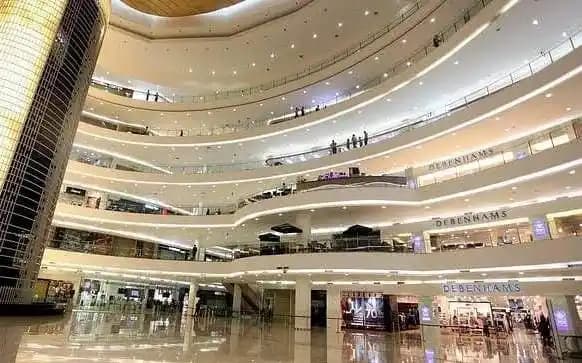 Mal Sepi di Jakarta