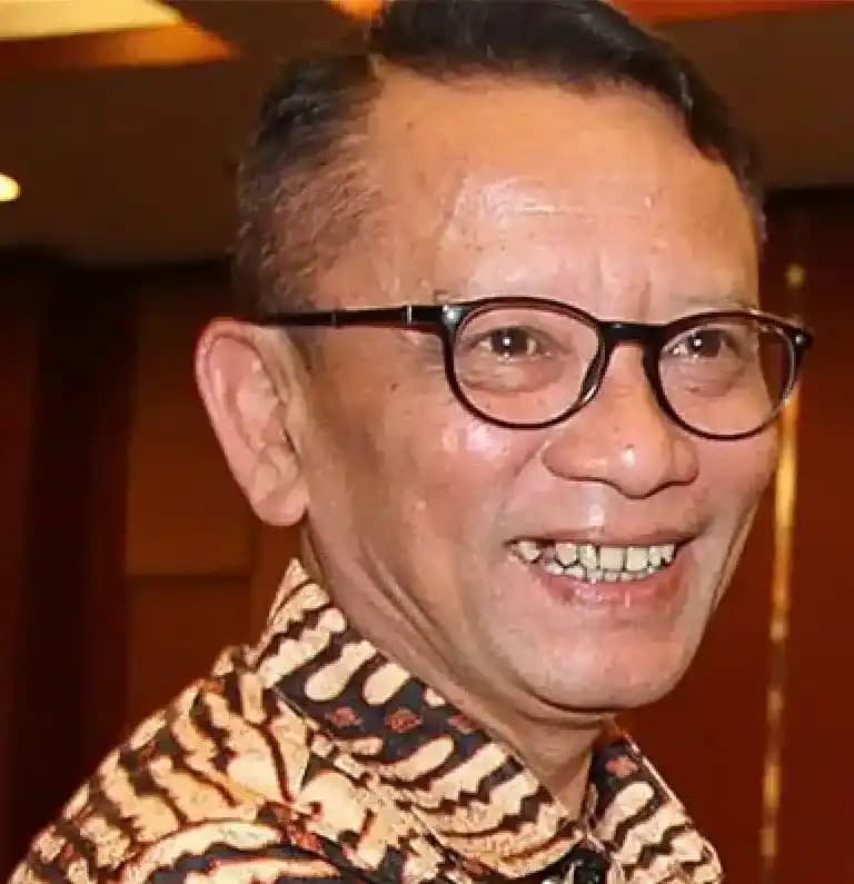 Mantan Dirjen Pajak Ken