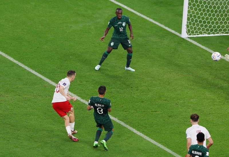Diwarnai Banyak Pelanggaran, Polandia Tumbangkan Arab Saudi di Grub C Piala Dunia