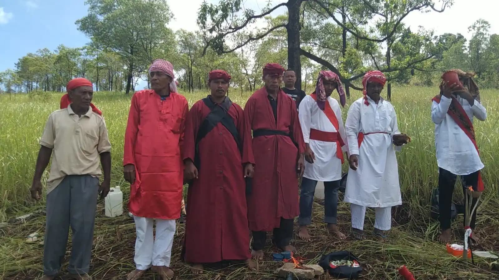 Masyarakat Adat Negeri Luhu Tolak Penertiban Tambang Sinabar tanpa Persetujuan Adat