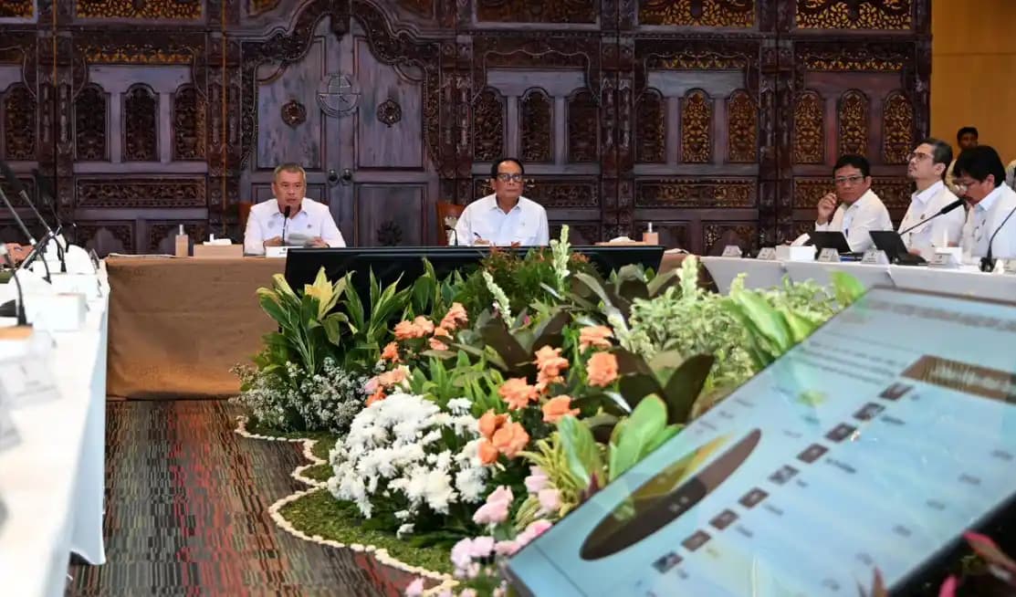 Menhub Dudy Purwagandhi saat membuka Rapat Koordinasi Angkutan Laut Lebaran 2026 di Jakarta, Rabu (4/3/2026).