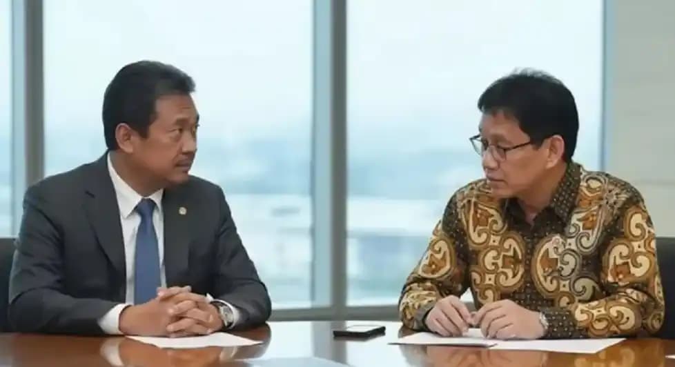 Menteri KP Sakti Wahyu Trenggono dan Menteri Keuangan Purbaya Yudhi Sadewa