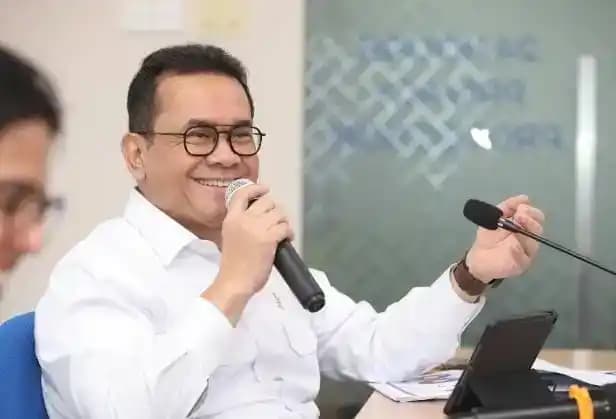 Menteri Perdagangan Budi Santoso