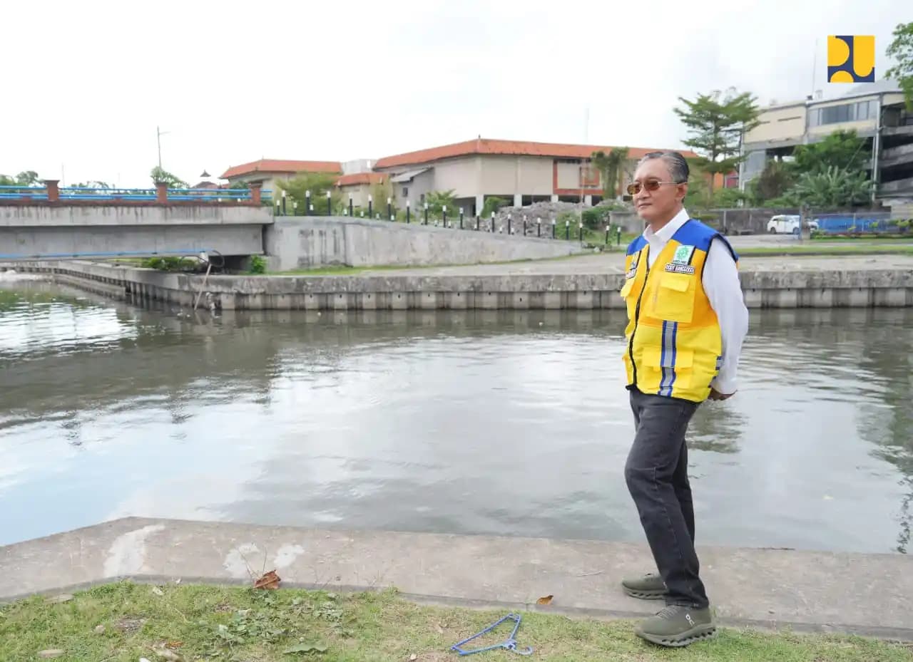 Menteri PU dan waduk