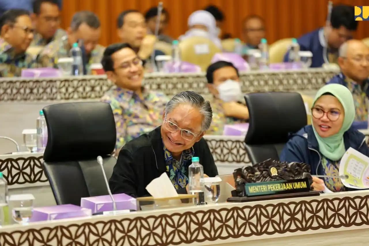 Menteri PU, DPR