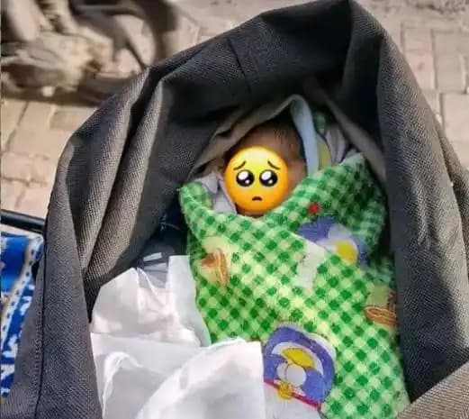 Paket Mayat Bayi