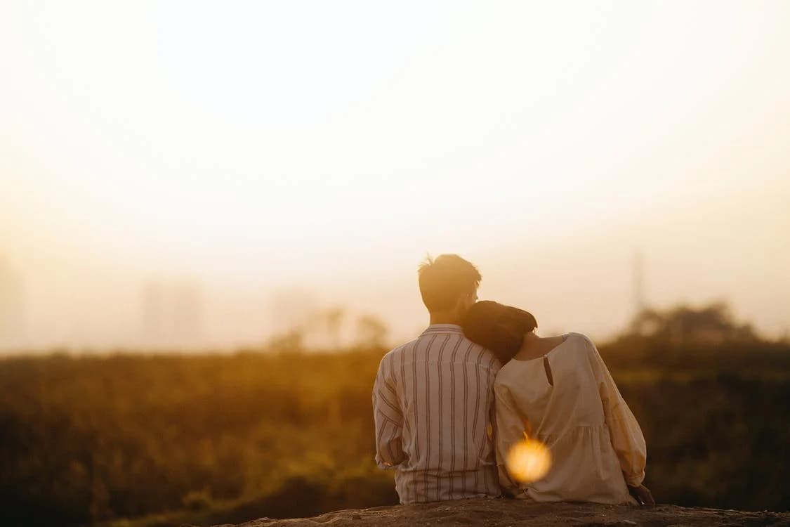 10 Ucapan Girlfriend Day 1 Agustus dalam Bahasa Inggris