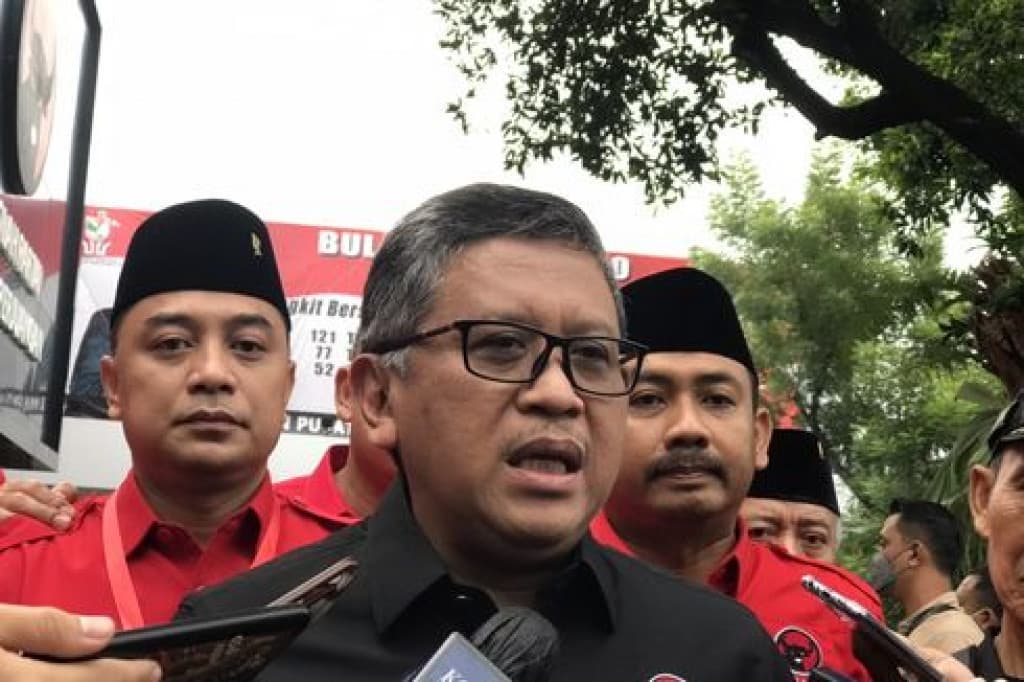 Megawati Sebut PDIP Tidak Gentar Hadapi Kepungan Politik, Hasto: Ibu Gembleng Kami