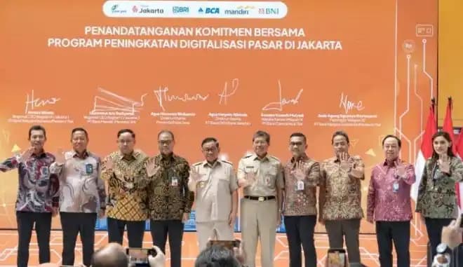 Peluncuran dan penandatanganan komitmen program digitalisasi pasar Jakarta (22/7/2025)