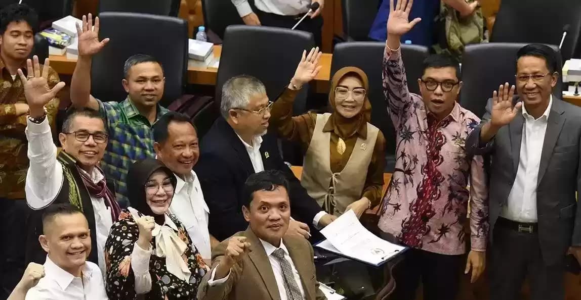 Pembangkangan Konstitusi oleh Baleg DPR Tidak Bisa Ditoleransi