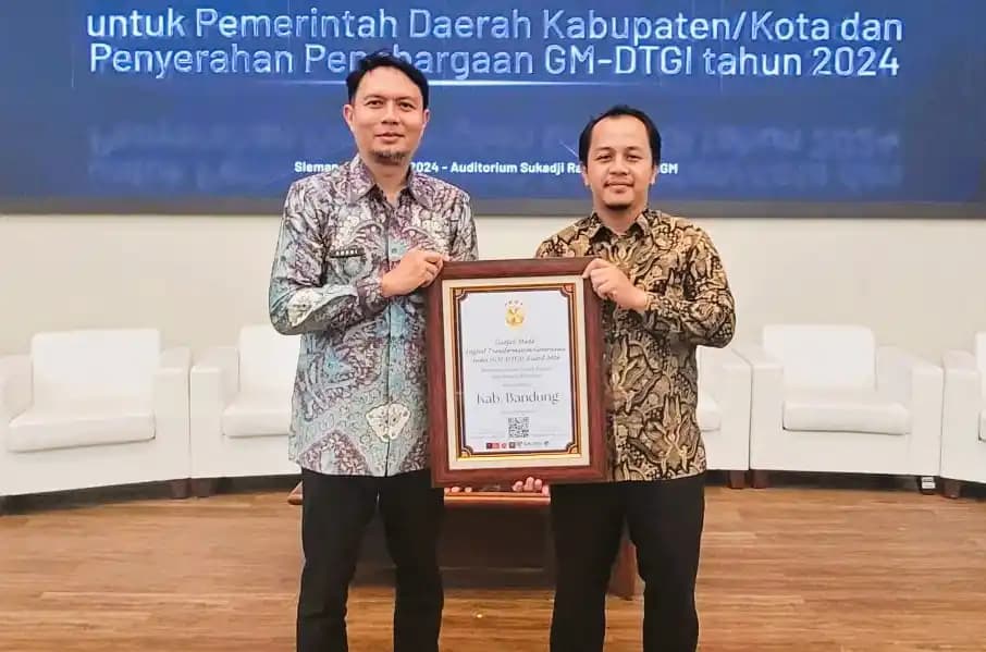 Pemkab Bandung, Jawa Barat meraih penghargaan pemerintah daerah