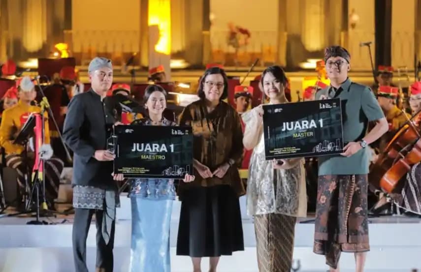 Pemkab Bandung, saat menerima penghargaan Juara 1 The Asset Manager 2024