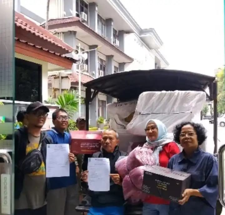 Pemkot Bekasi Salurkan Bantuan Logistik ke Puluhan Kelurahan Terdampak Banjir