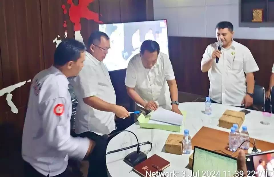 Penandatanganan Pakta Integritas antara BPBJ dan 5 OPD di lingkup Pemprov Malut