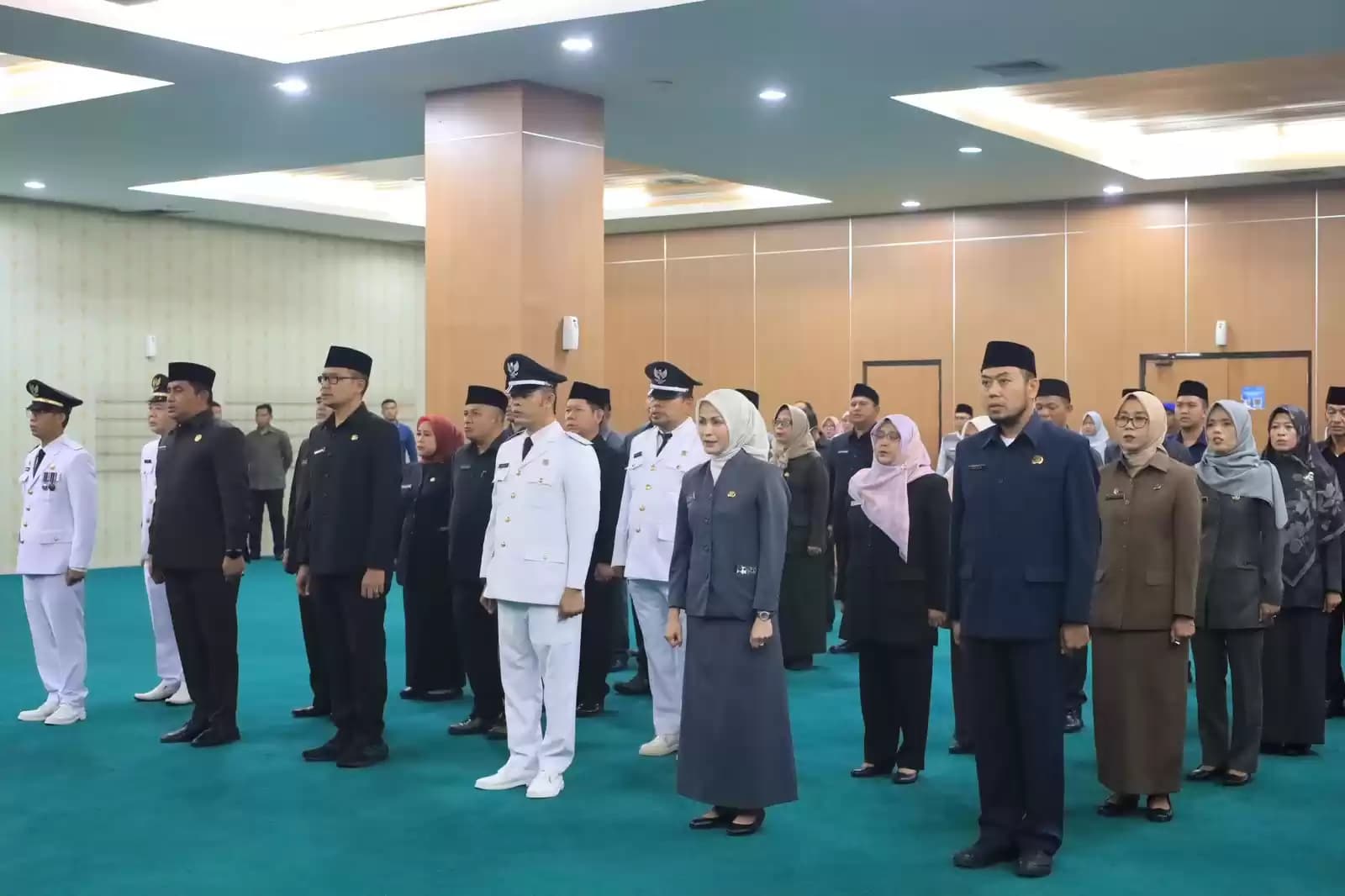 Pengambilan sumpah/janji pejabat struktural eselon III dan IV Pemerintah Kota Bekasi (Foto: MI/Hms)