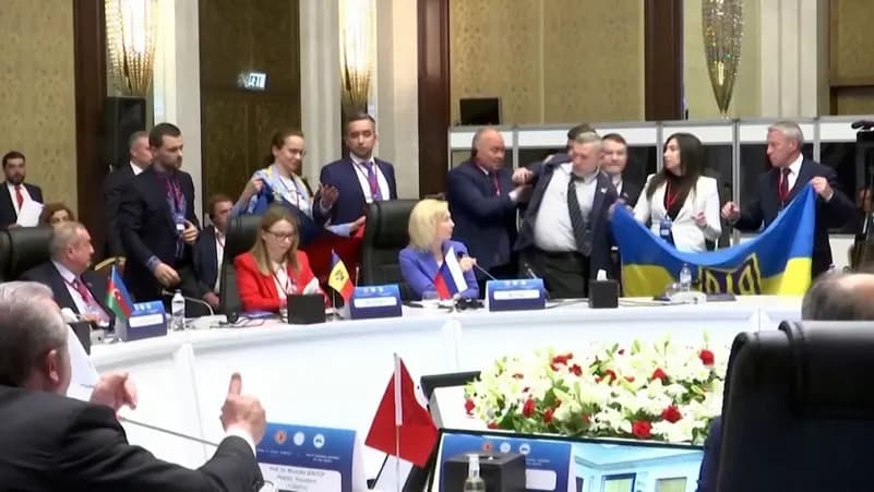 Delegasi Ukraina Tinju Delegasi Rusia Saat Bertemu di Turki