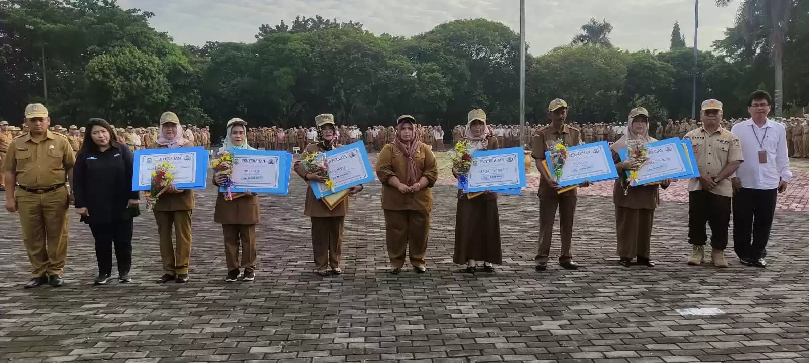 Plh Sekda Kota Bekasi, Dwie Andyarin