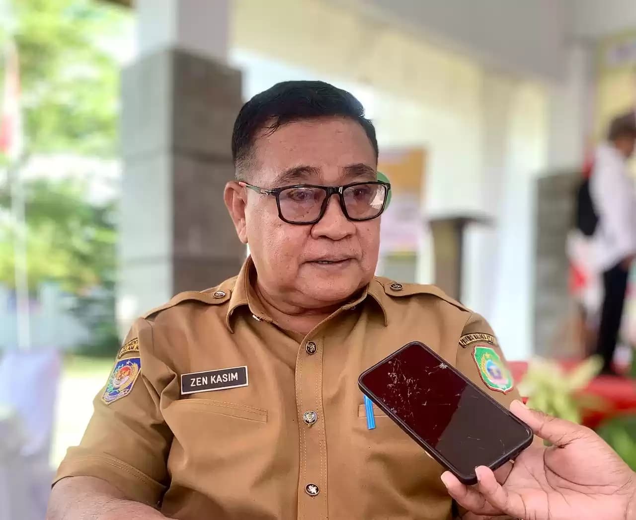 Plt Kepala Dinas Sosial Provinsi Maluku Utara Zen Kasim (Foto: MI/RD)