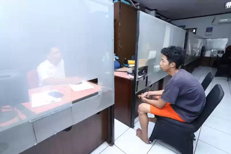 polsek mampang