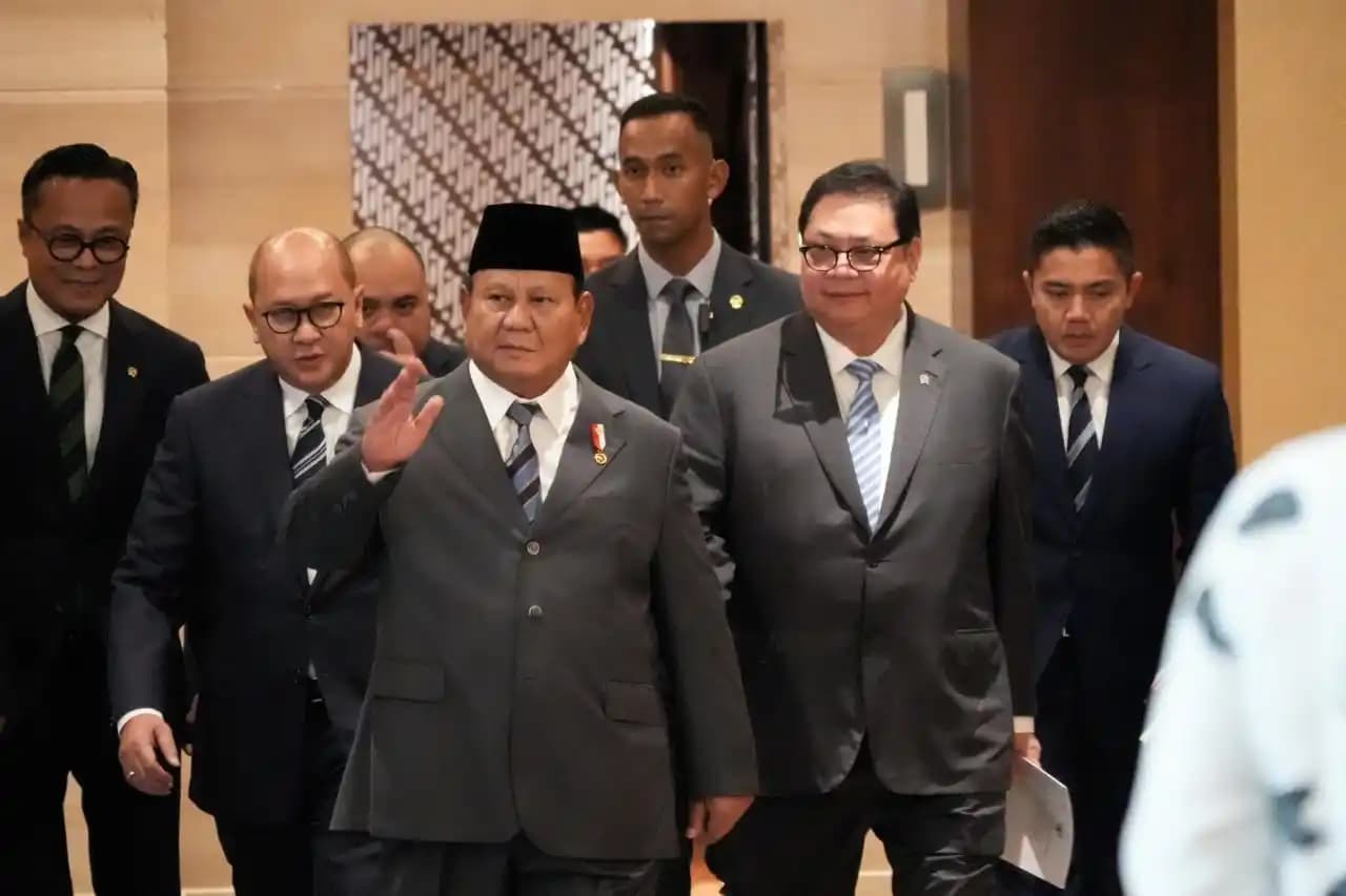 Hari Buruh Internasional di Monumen Nasional, Prabowo: Pintar Kok Maling?