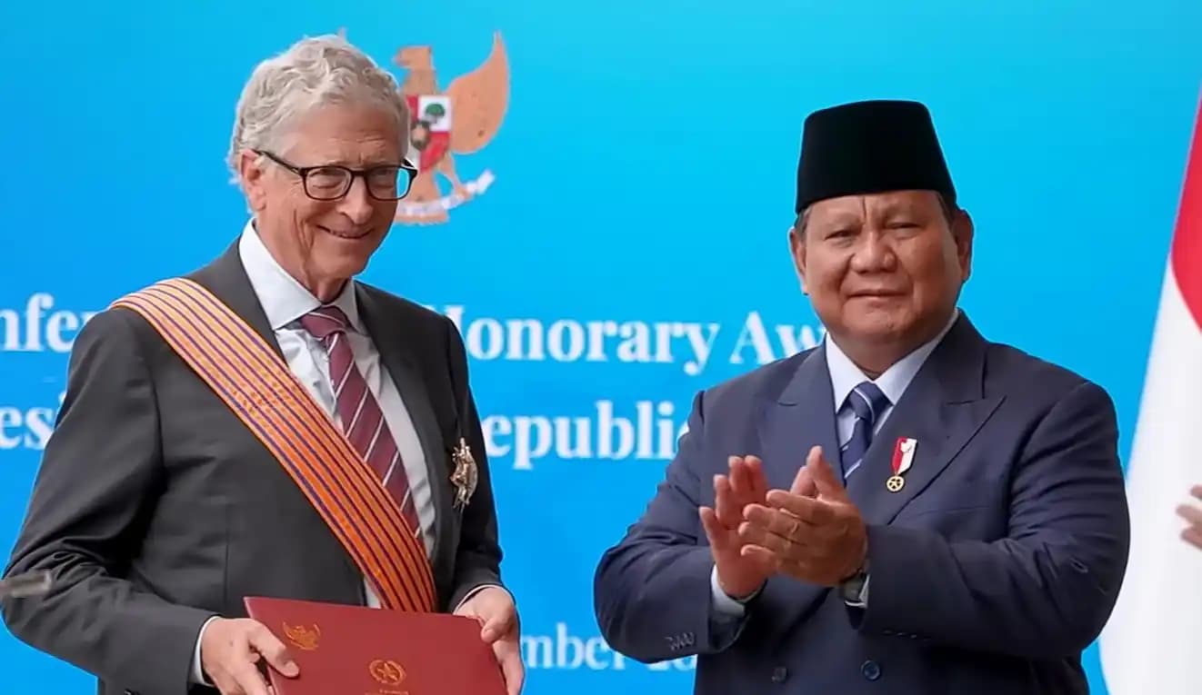 Presiden Prabowo Anugerahkan Bintang Jasa Utama ke Bill Gates