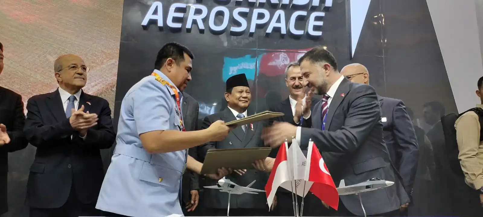 Presiden Prabowo Subianto saat kunjungi Paviliun Industri Pertahanan Turki. (Foto. Rizal)