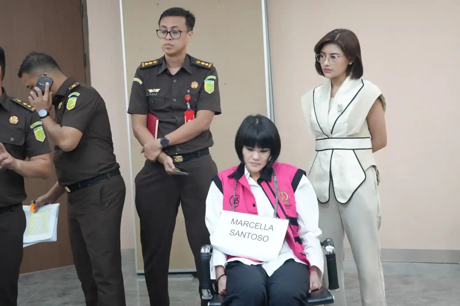 Rekonstruksi Kasus Suap Hakim Rp 60 M