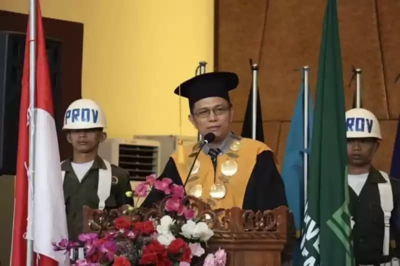 Rektor UIN Riau