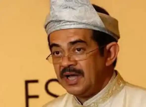Dua Kali Jadi Tersangka, Riza Chalid Kini Dikejar Asetnya
