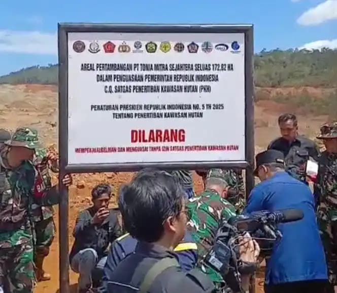 Satgas PKH Menyegel Kawasan Konsesi Nikel PT TMS di Pulau Kabaena, Kabupaten Bombana