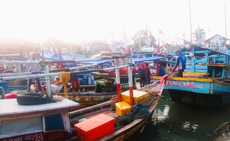 Waspada Tinggi Gelombang 2,50 Meter di Perairan Banten