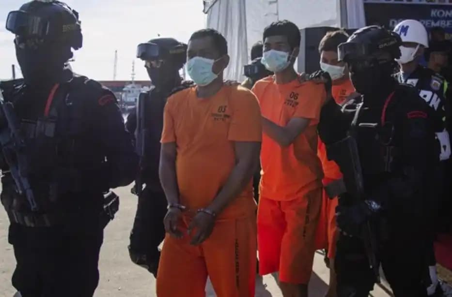 Tersangka Kasus Penyelundupan Hampir 2 Ton Sabu