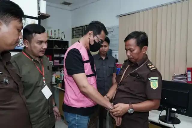Tersangka Korupsi Fasilitas Kredit PT Bank Sumut KCP Melati