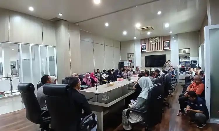 Tim Pembina Samsat Bandung Tengah Gelar Briefing