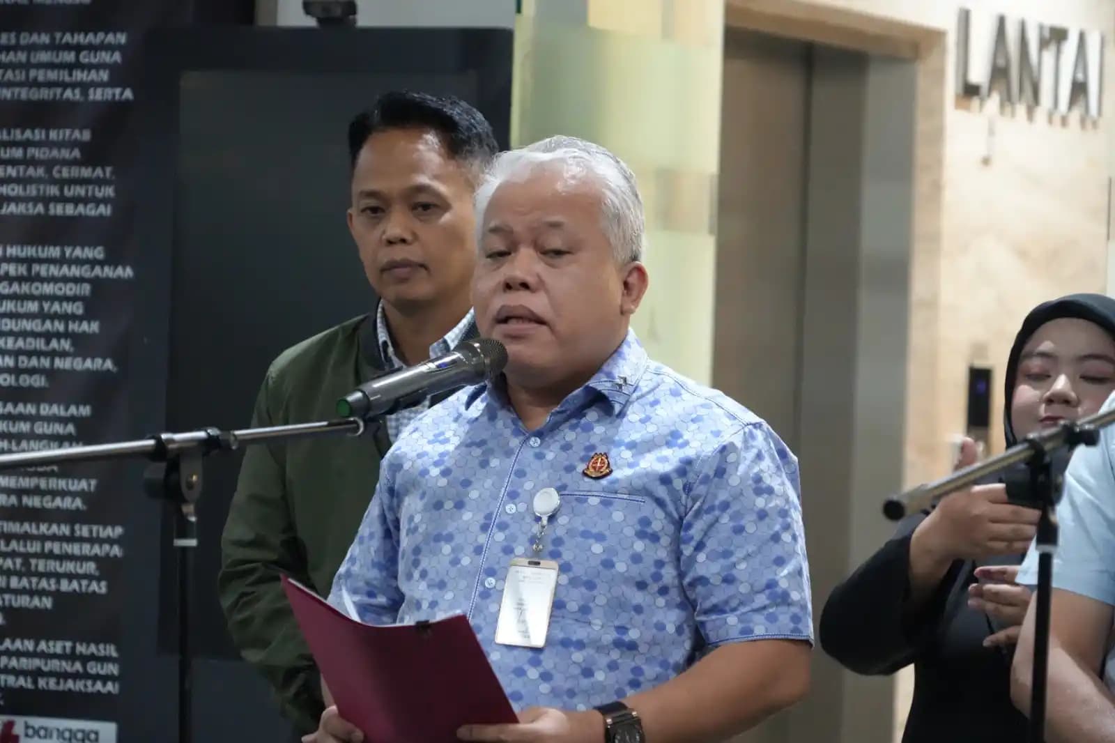 Usai Jemput Paksa Hakim Djuyamto, Kejagung Umumkan Perkembangan Kasus Suap Penanganan Perkara CPO Malam Ini