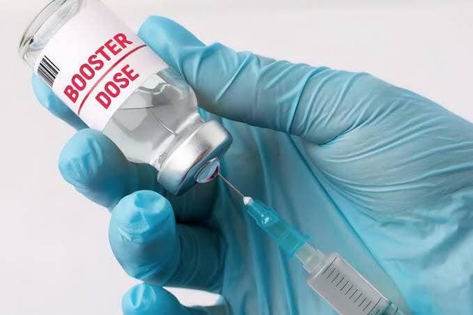 Kasus Aktif Covid-19 Meningkat, Kemenkes Imbau Masyarakat Segera Vaksinasi Booster