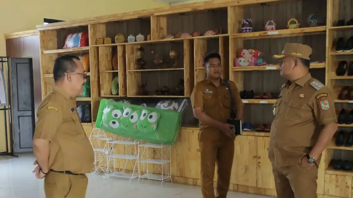 Wakil Bupati Asahan Rianto melakukan sidak ke beberapa Organisasi Perangkat Daerah (OPD)