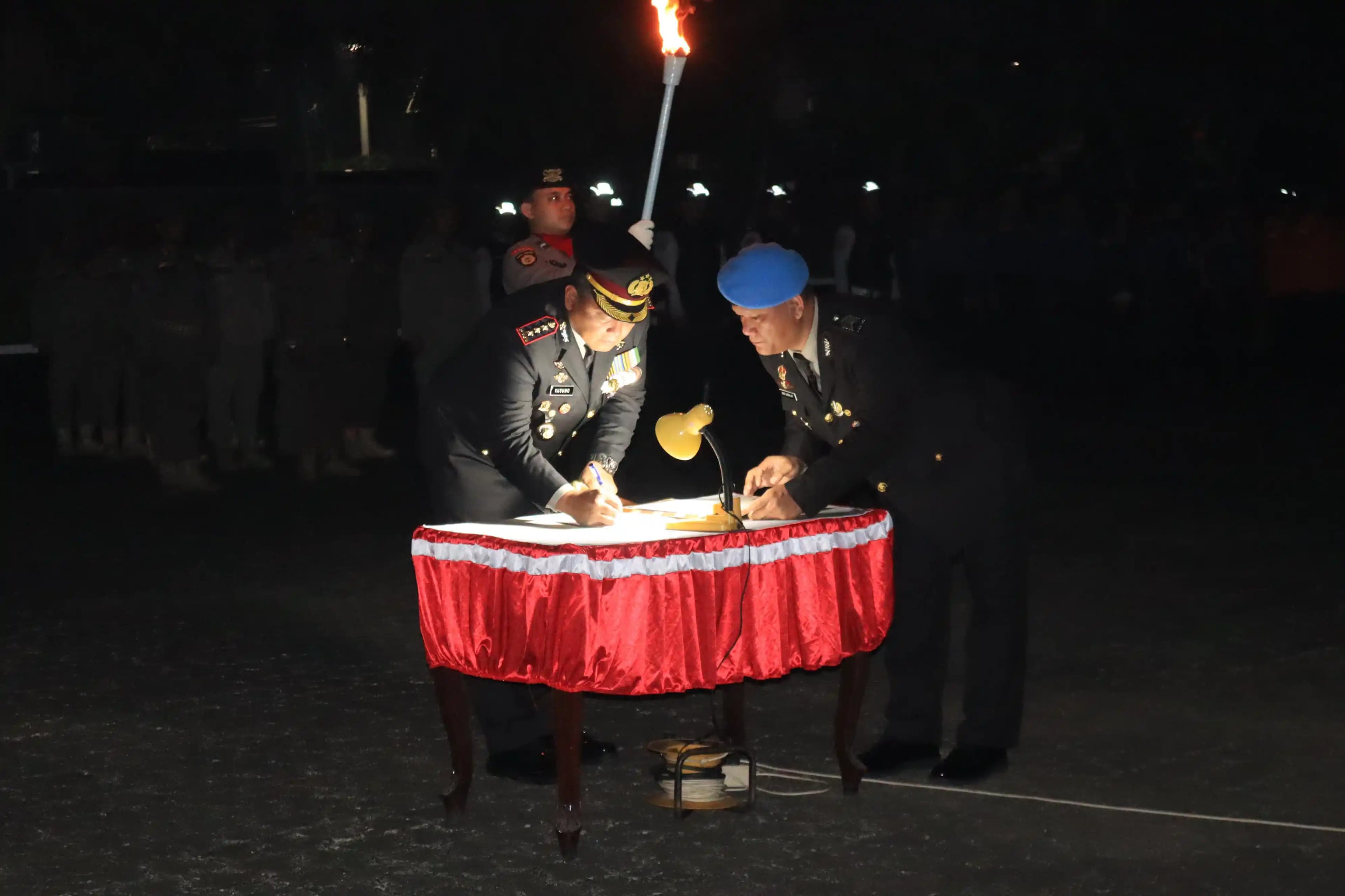 Wali Kota Bekasi Tri Adhianto-Forkopimda Gelar Apel Kehormatan