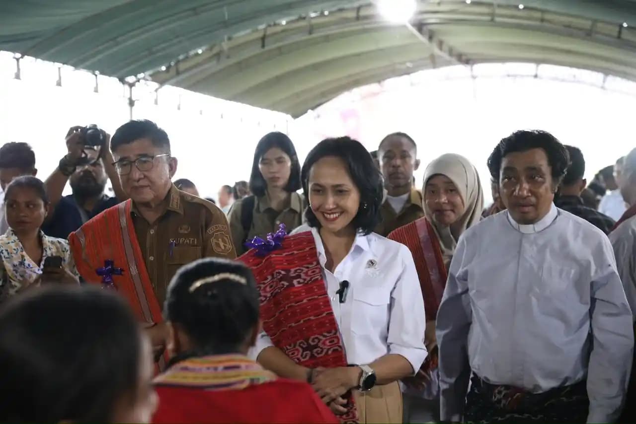 Wamen P2MI Christina Aryani saaat di NTT (Dok. KemenP2MI)