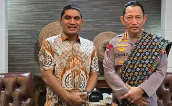 wakil-ketua-komisi-iv-dpr-ri-ahmad-yohan-bersama-kapolri-jend-pol-listyo-sigit-prabowo