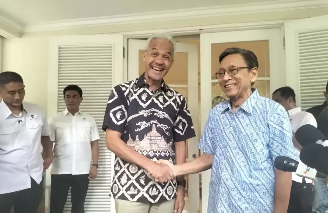 Calon Presiden, Ganjar Pranowo dan Mantan Wakil Presiden RI ke-11, Boediono (Foto: Antara)