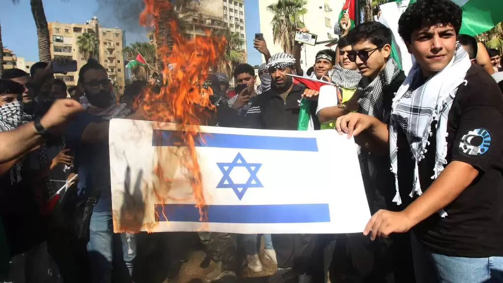Demonstran Anti Israel (Foto: AFP)