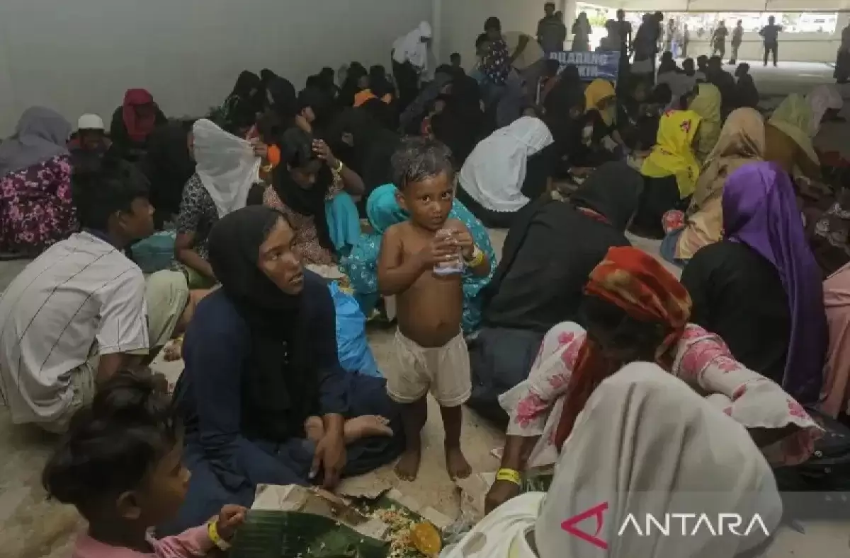 Ilustrasi - Para pengungsi Rohingya di Balai Meuseuraya Aceh (Foto: Antara)