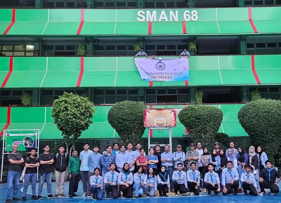Foto bersama anggota Elpala SMA 68 Jakarta (Foto: Istimewa)
