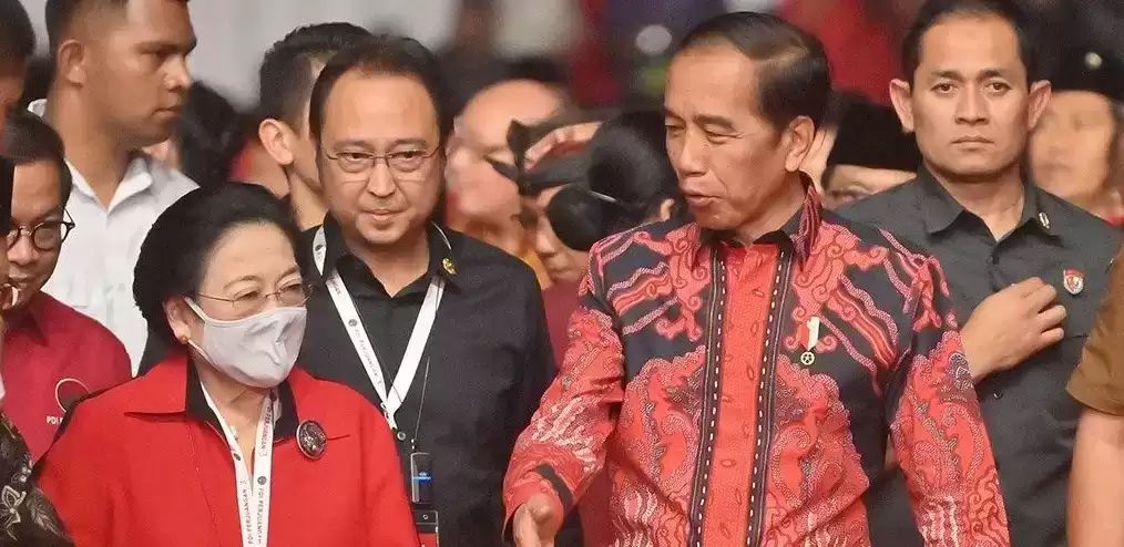 Megawati Soekarnoputri (kiri) dan Joko Widodo (kanan) (Foto: MI/An)