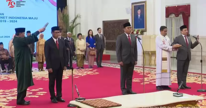 Presiden Joko Widodo (Jokowi) resmi melantik tiga wakil menteri baru, Kamis (18/7/2024). [Foto: Setpres]